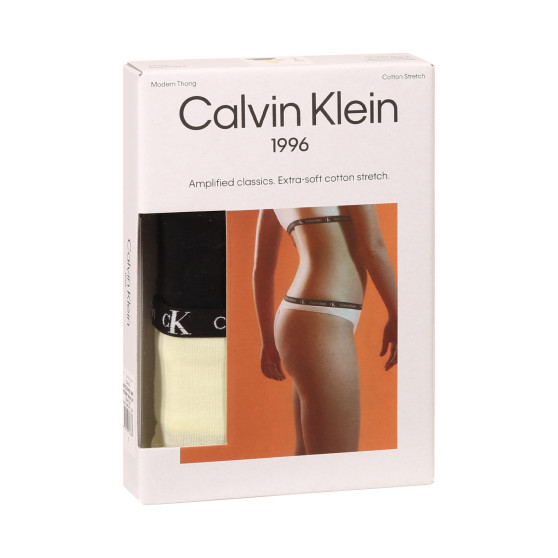 2PACK tanga de mujer Calvin Klein multicolor (QD3990E-BP5)